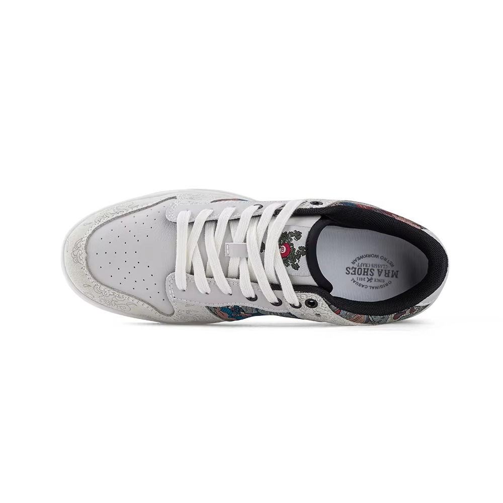 AEROVYNE™ Embroidered Low-Top Retro Sneaker – Artistic Panel Design